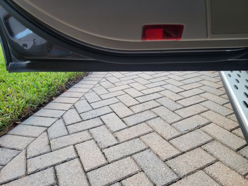 Used 2012 Mercedes-Benz ML 350 BlueTEC 4MATIC image 19