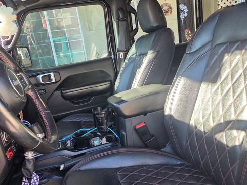 Used 2021 Jeep Wrangler Unlimited Rubicon image 15