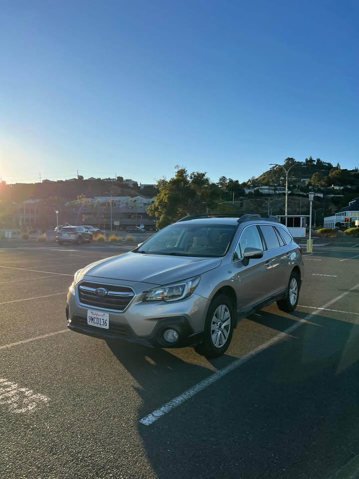 Used 2018 Subaru Outback 2.5i Premium AWD/4WD image 13