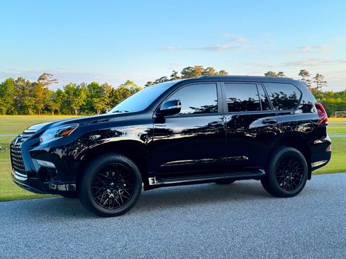 Used 2021 Lexus GX 460 Premium w/ Premium Package AWD/4WD image 11