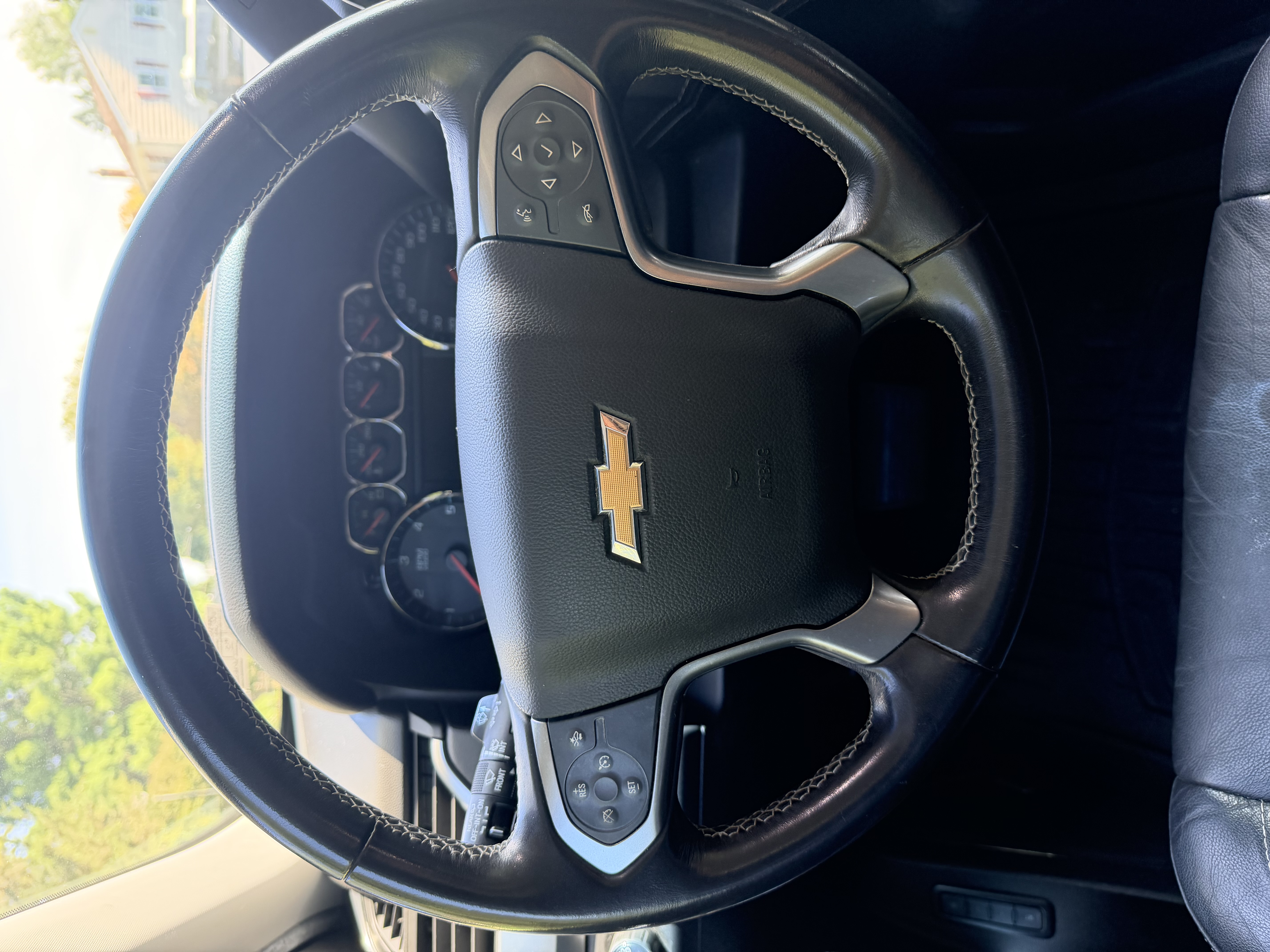 Used 2019 Chevrolet Tahoe LT AWD/4WD image 10