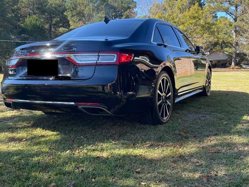 Used 2020 Lincoln Continental Reserve w/ Rear Seat Amenities Package image 5