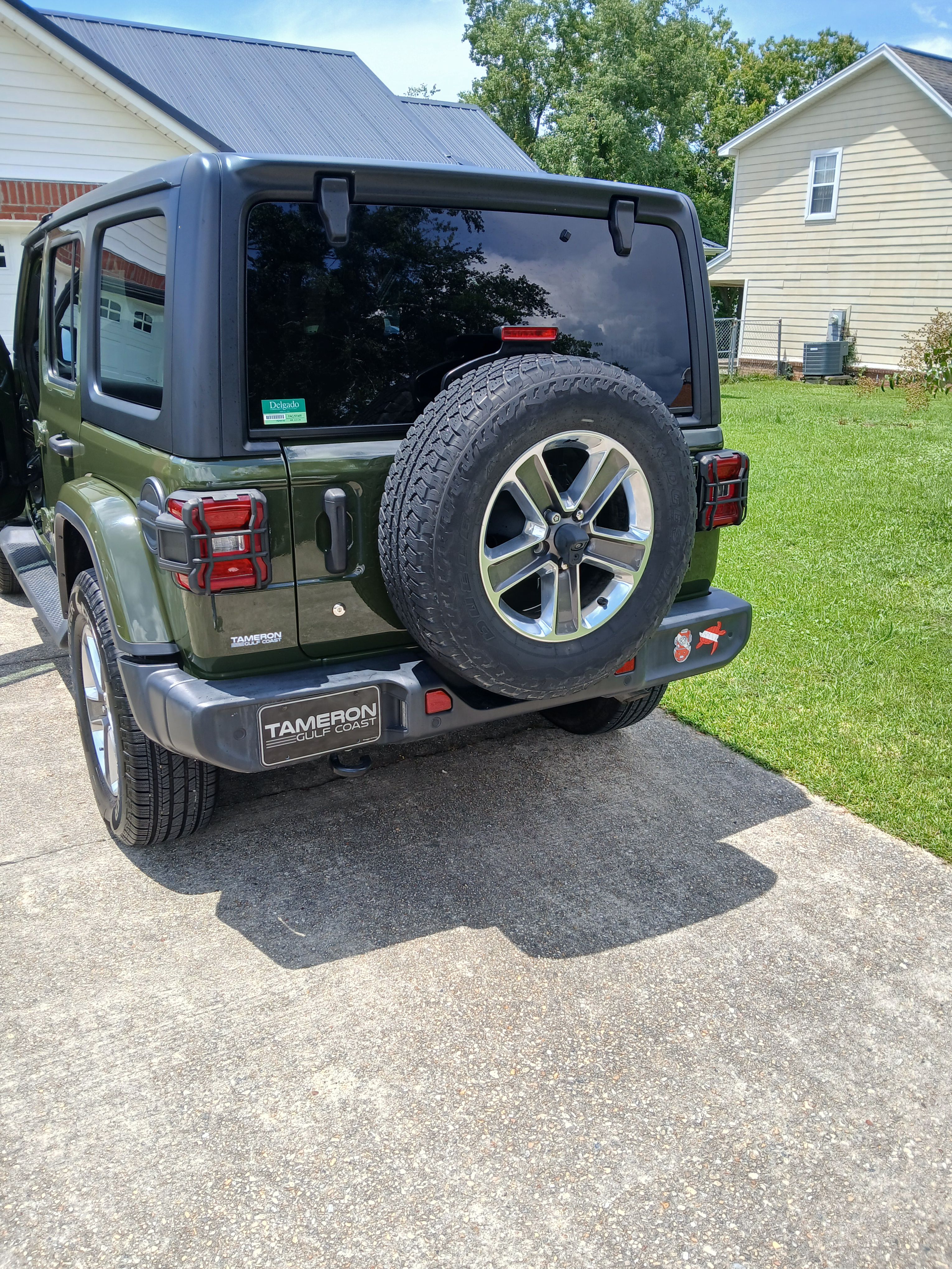 Used 2020 Jeep Wrangler Unlimited Sahara AWD/4WD image 4