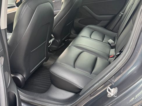 Used 2021 Tesla Model 3 Standard Range Plus RWD image 15