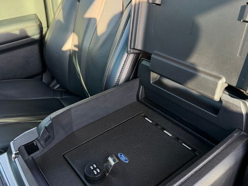 Used 2021 Ford F450 Platinum w/ FX4 Off-Road Package image 22