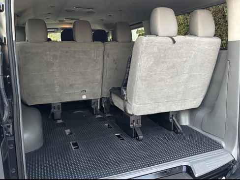 Used 2020 Nissan NV 3500 SV w/ Navigation Package image 6