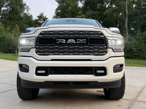 Used 2019 RAM 2500 Limited AWD/4WD image 29