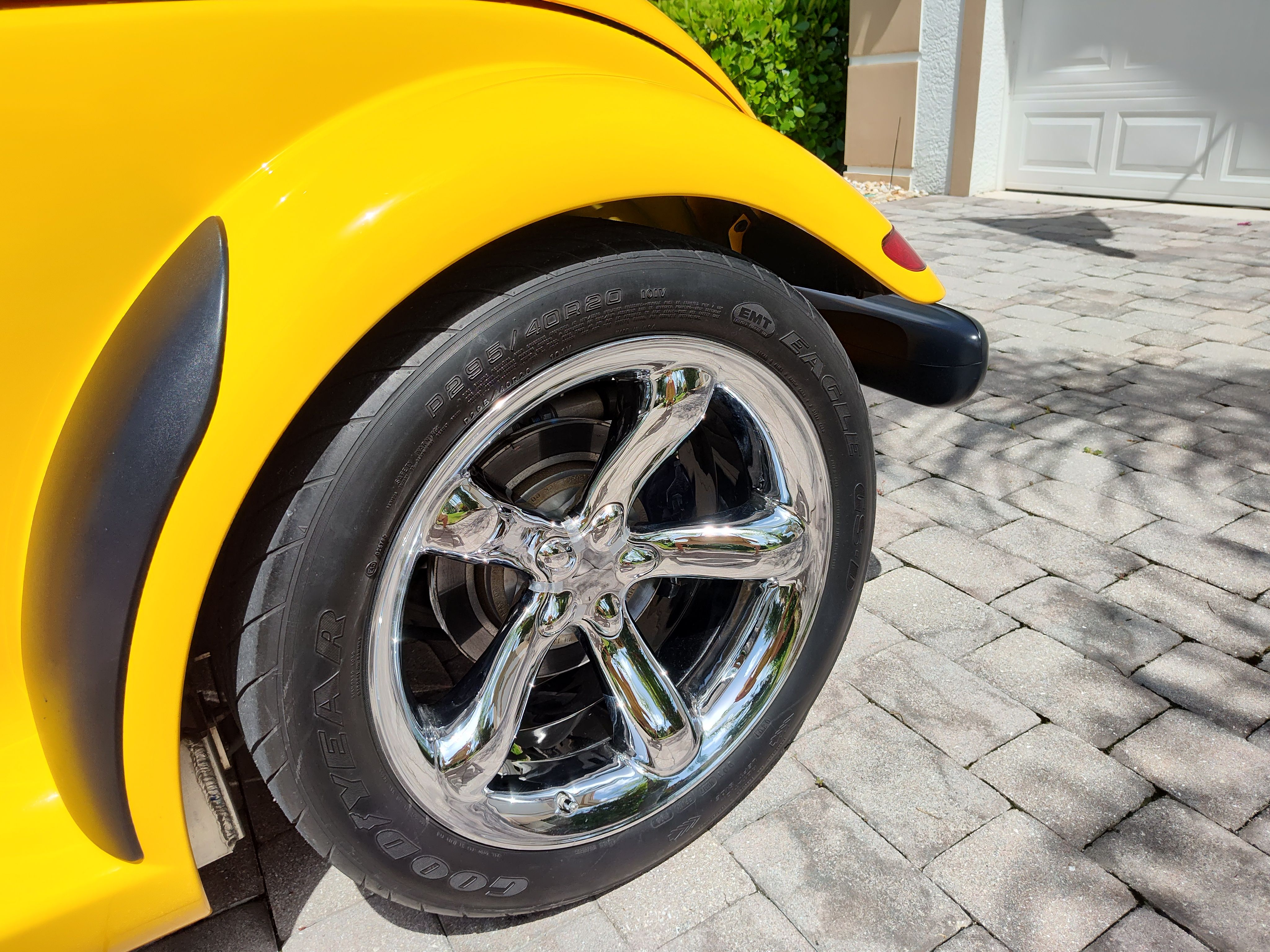 Used 2000 Plymouth Prowler RWD image 19