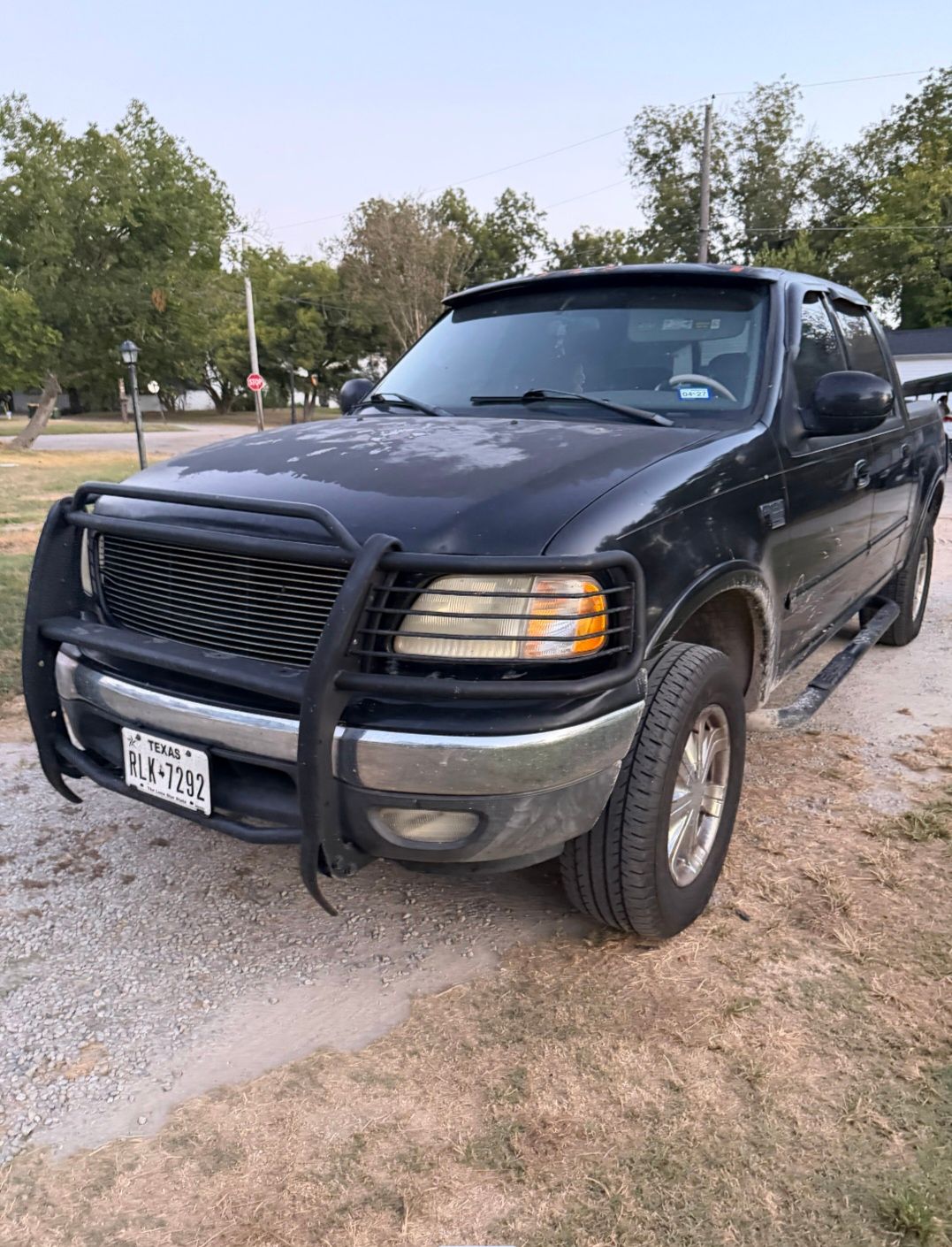 Used 2002 Ford F150 4x4 SuperCrew image 4