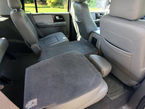 Used 2006 Ford Expedition Limited image 13
