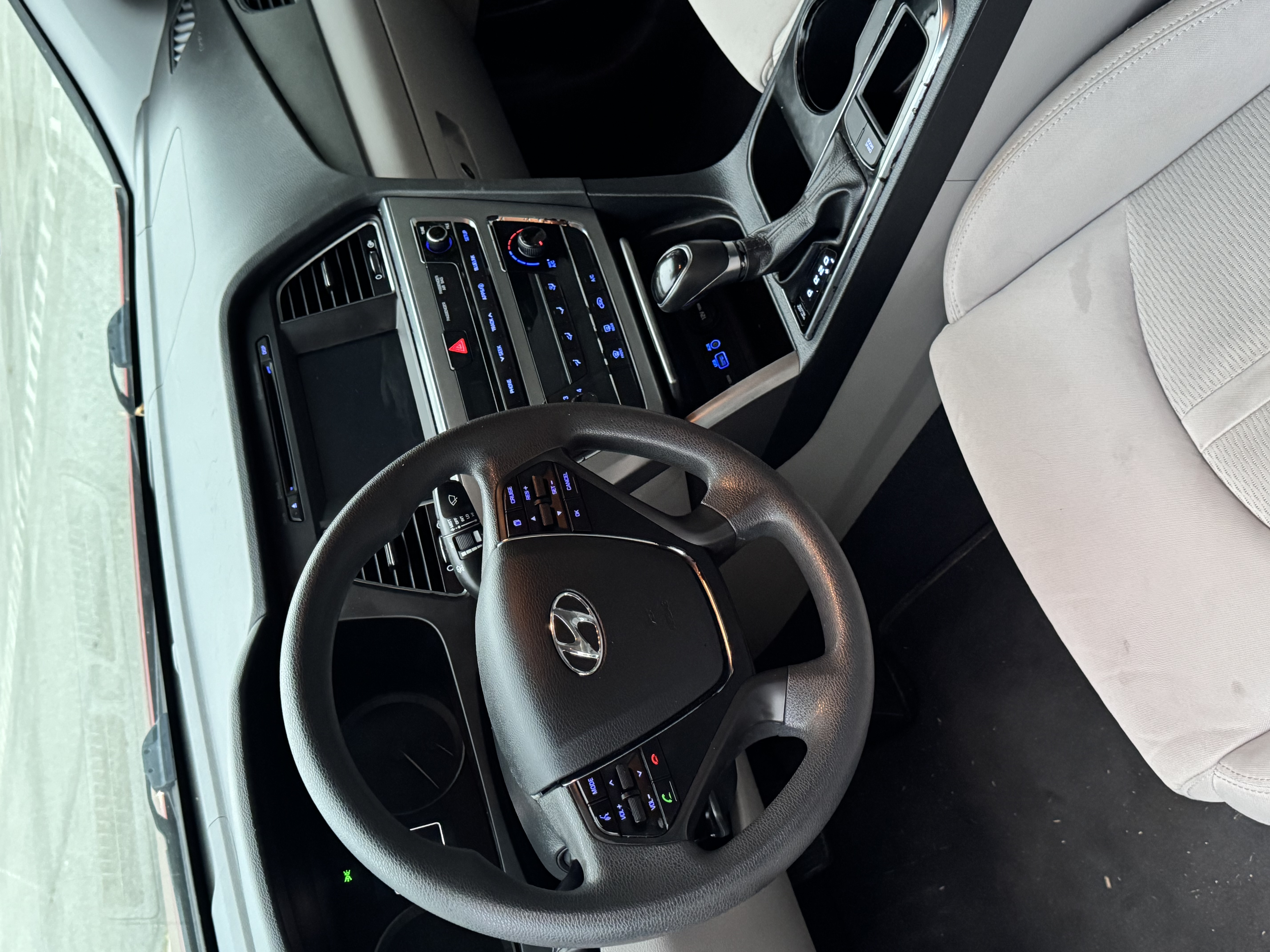 Used 2017 Hyundai Sonata ECO FWD image 6