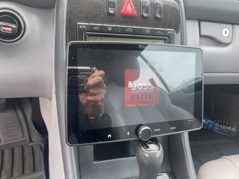 Used 2000 Mercedes-Benz CLK 430 Cabriolet image 10