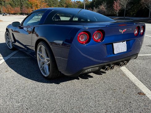 Used 2006 Chevrolet Corvette Coupe w/ Preferred Equipment Group image 5