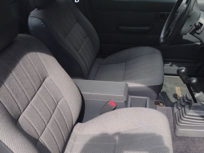 Used 1994 Nissan Pickup XE