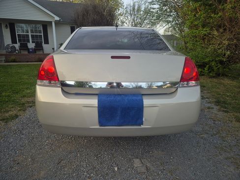 Used 2008 Chevrolet Impala LS image 2