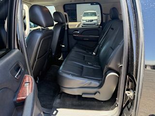 Used 2013 Chevrolet Suburban LT AWD/4WD image 22
