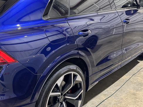 Used 2022 Audi RS Q8 Sport Utility 4D image 6