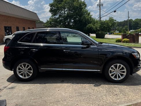 Used 2016 Audi Q5 2.0T Premium AWD/4WD image 9