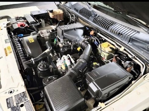 Used 1997 Land Rover Range Rover HSE image 4