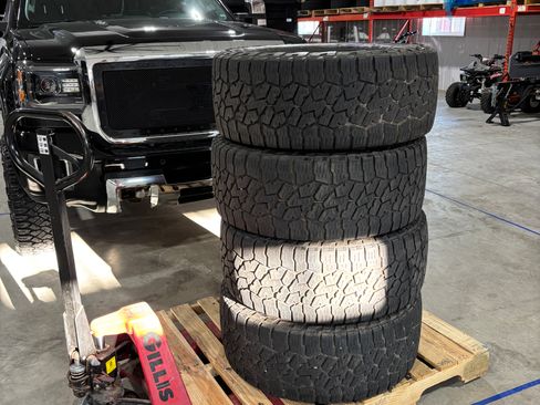 Used 2015 GMC Sierra 2500 Denali image 23