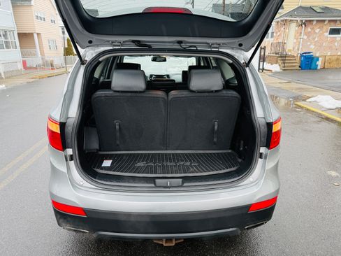 Used 2013 Hyundai Santa Fe GLS image 4