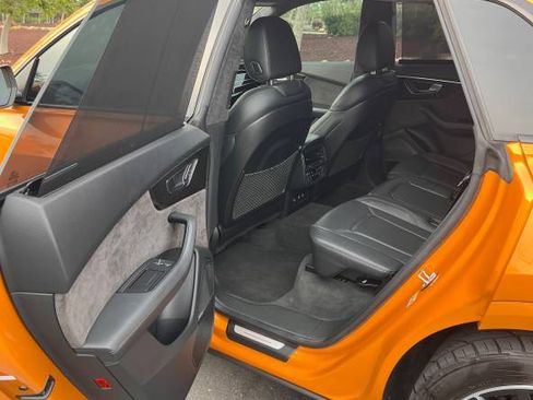 Used 2019 Audi Q8 Prestige image 14