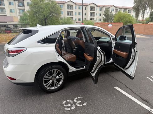 Used 2013 Lexus RX 450h FWD w/ Navigation Pkg image 18