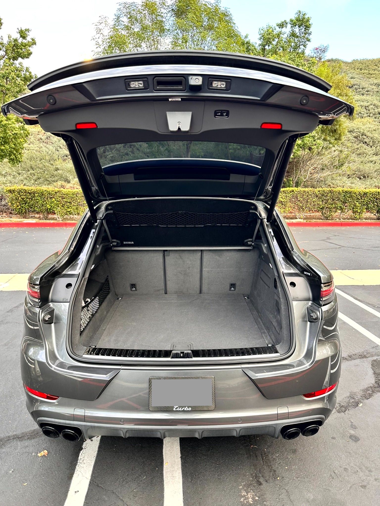 Used 2020 Porsche Cayenne Turbo AWD/4WD image 21