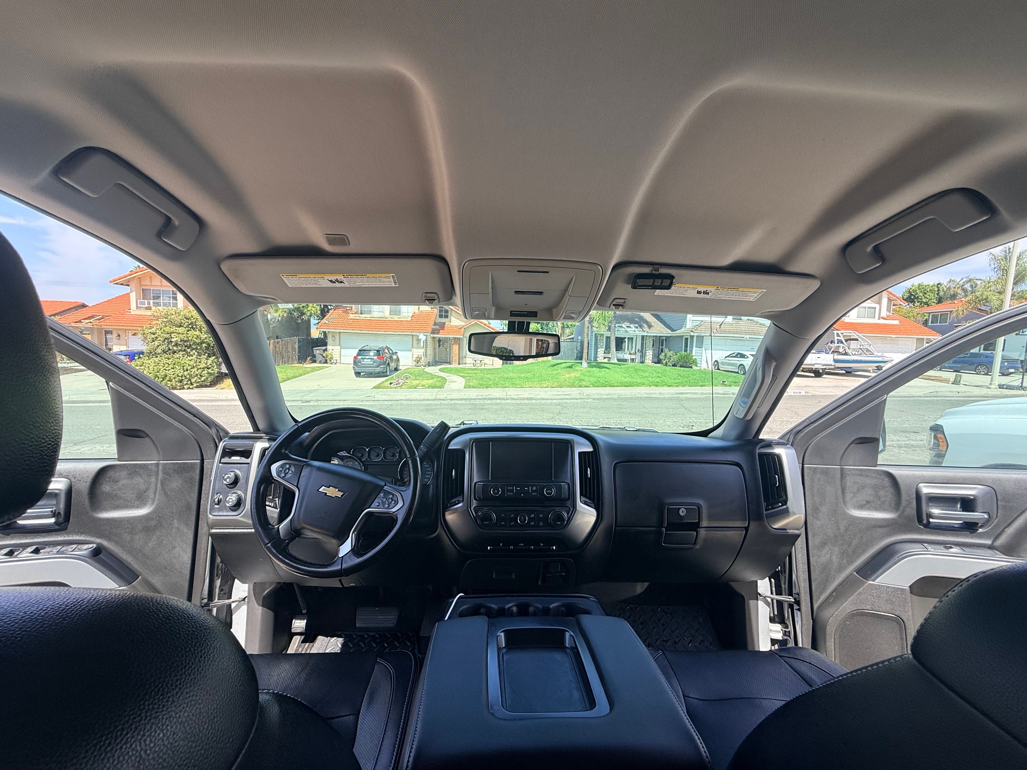 Used 2018 Chevrolet Silverado 1500 LT w/ All Star Edition AWD/4WD image 11