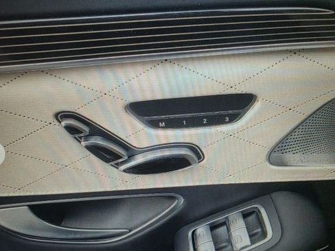 Used 2019 Mercedes-Benz S 560 Sedan image 11