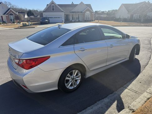 Used 2014 Hyundai Sonata GLS w/ Popular Equipment Group 2 image 8