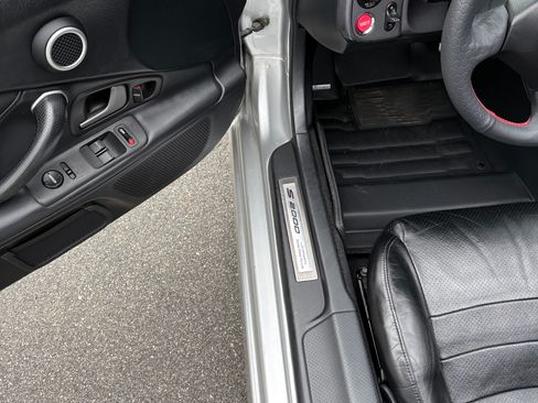 Used 2003 Honda S2000 image 11