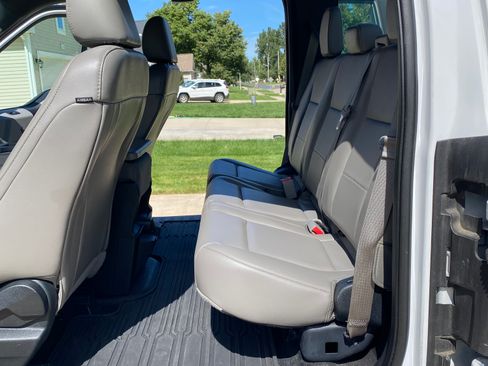 Used 2017 Ford F250 XL w/ Power Equipment Group AWD/4WD image 23