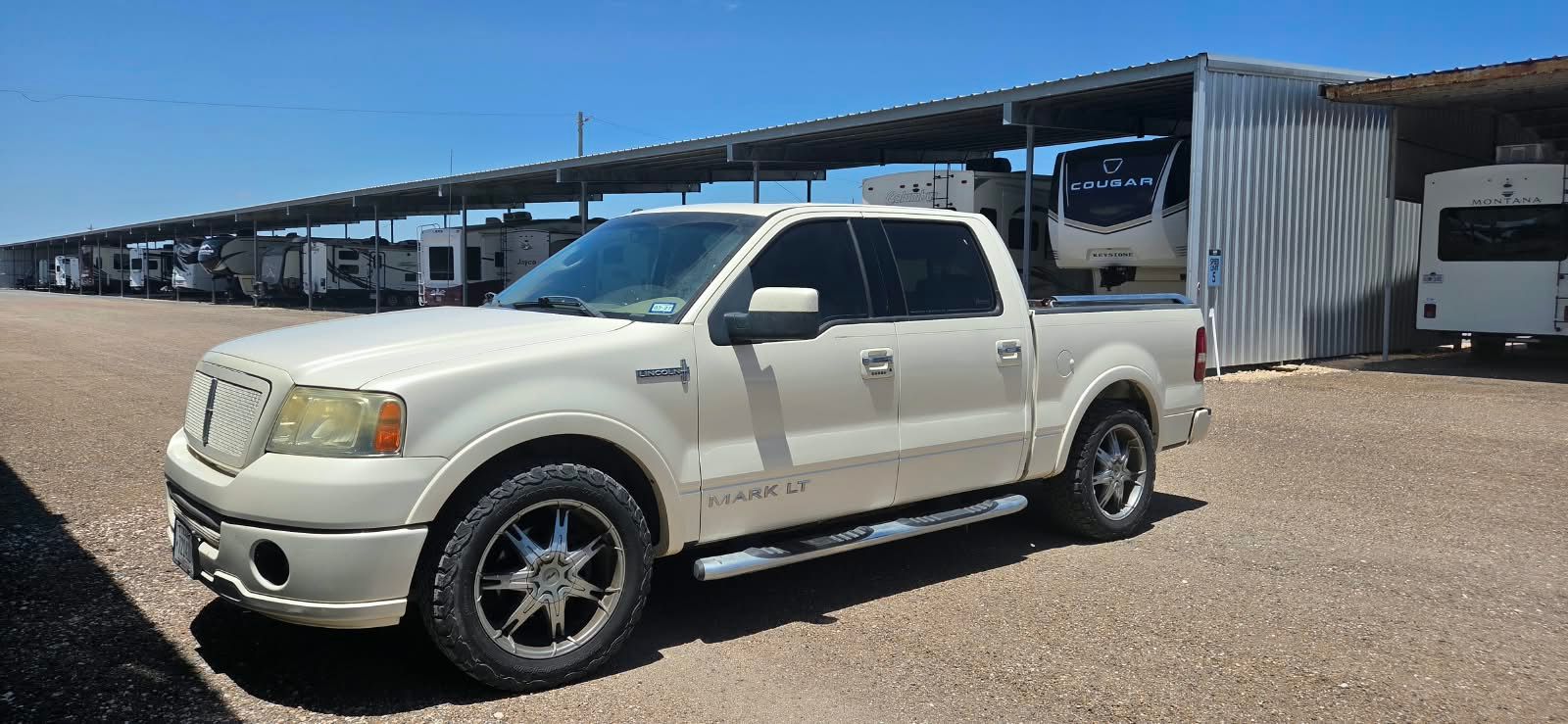 Used 2008 Lincoln Mark LT 2WD image 1
