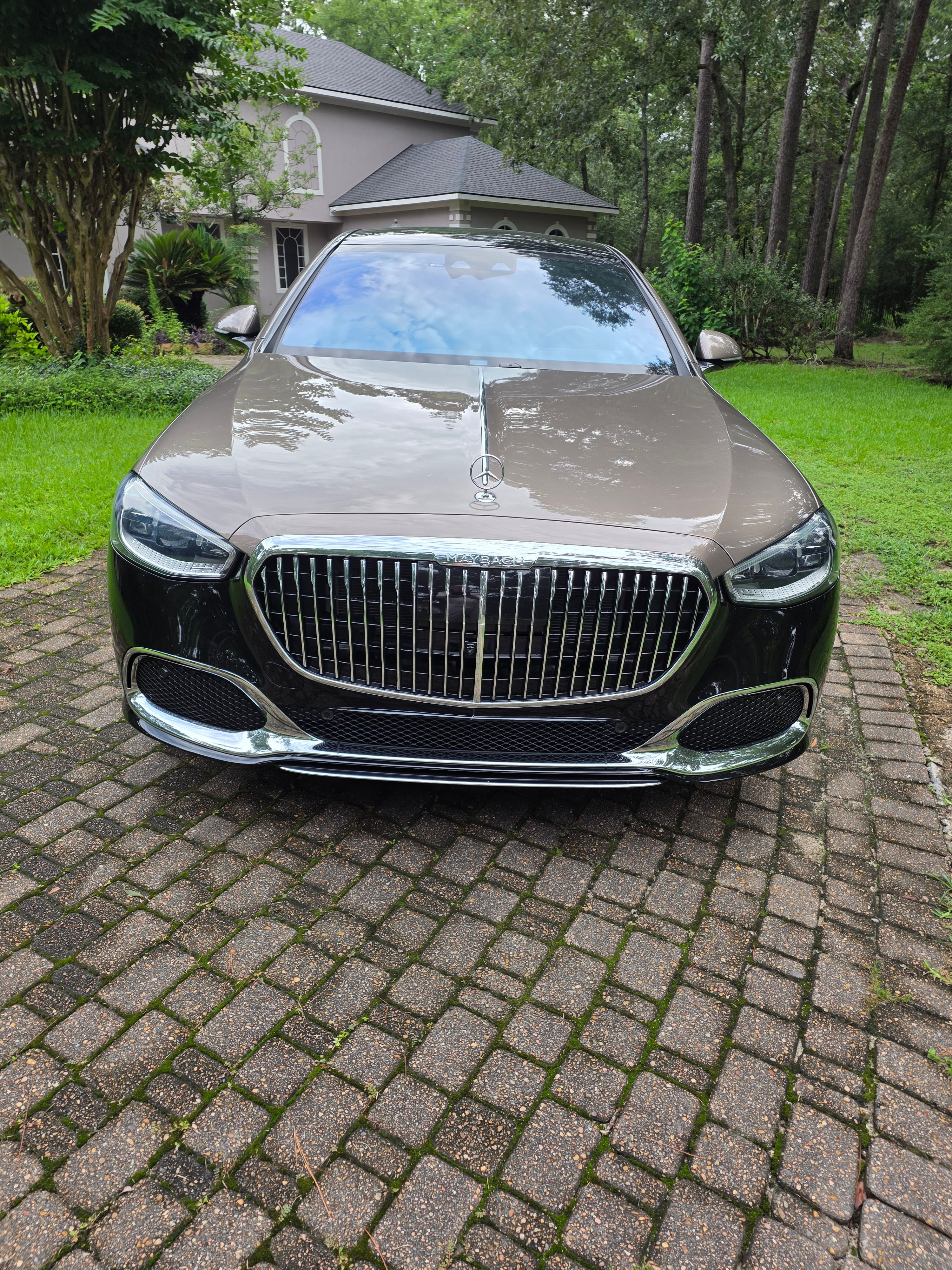 Used 2025 Mercedes-Benz Maybach S 580 4MATIC image 9