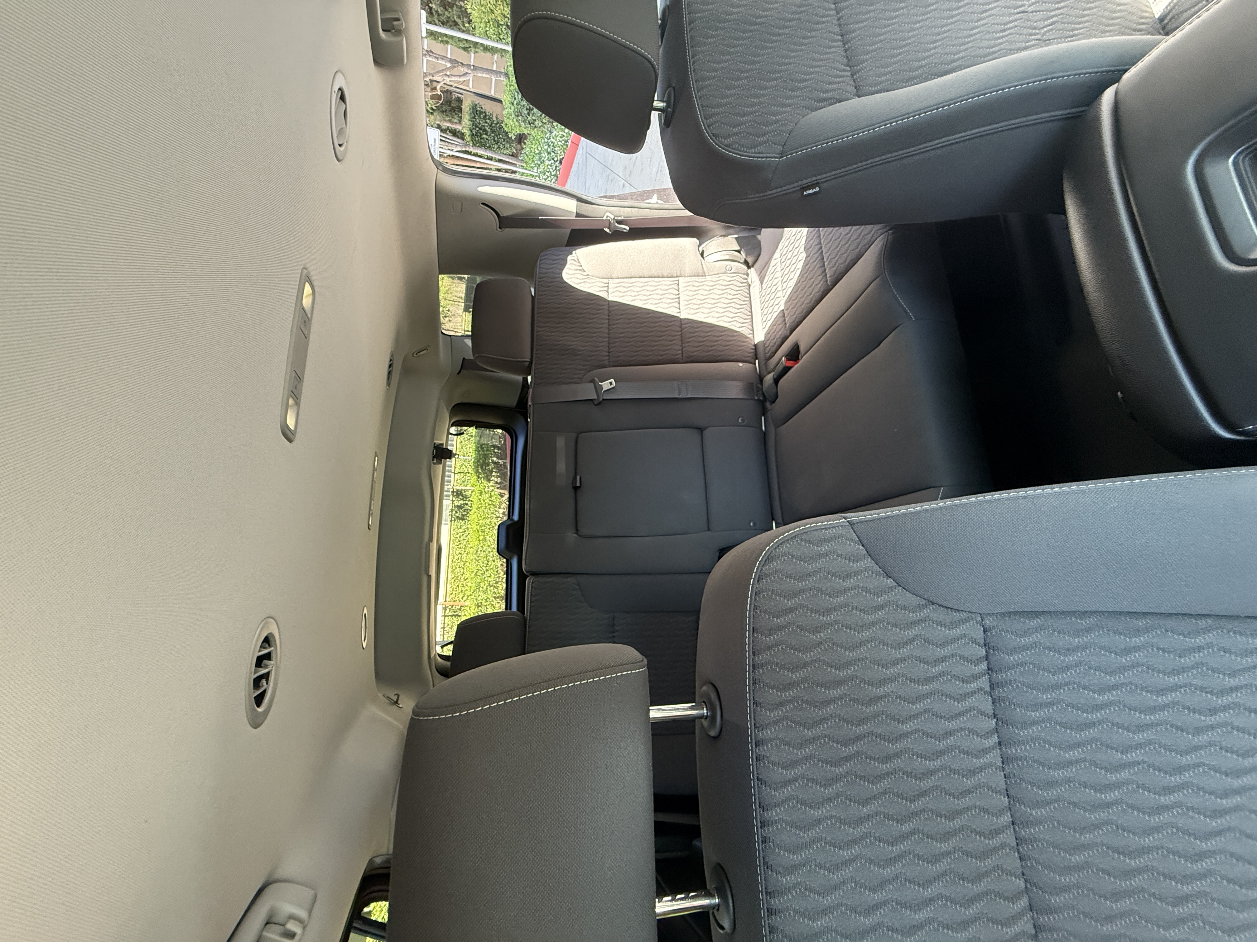 Used 2017 Chevrolet Tahoe LS AWD/4WD image 31