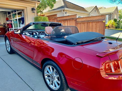 Used 2011 Ford Mustang Premium w/ Electronics Pkg image 2