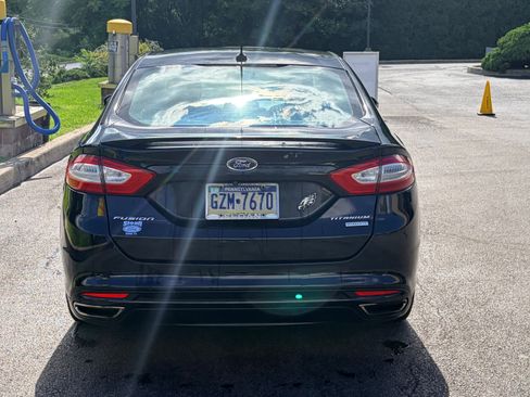 Used 2016 Ford Fusion Titanium FWD image 4