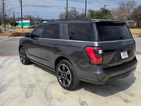 Used 2019 Ford Expedition Limited w/ Equipment Group 303A image 5