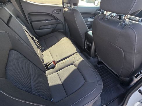 Used 2022 Chevrolet Colorado LT w/ LT Convenience Package image 13