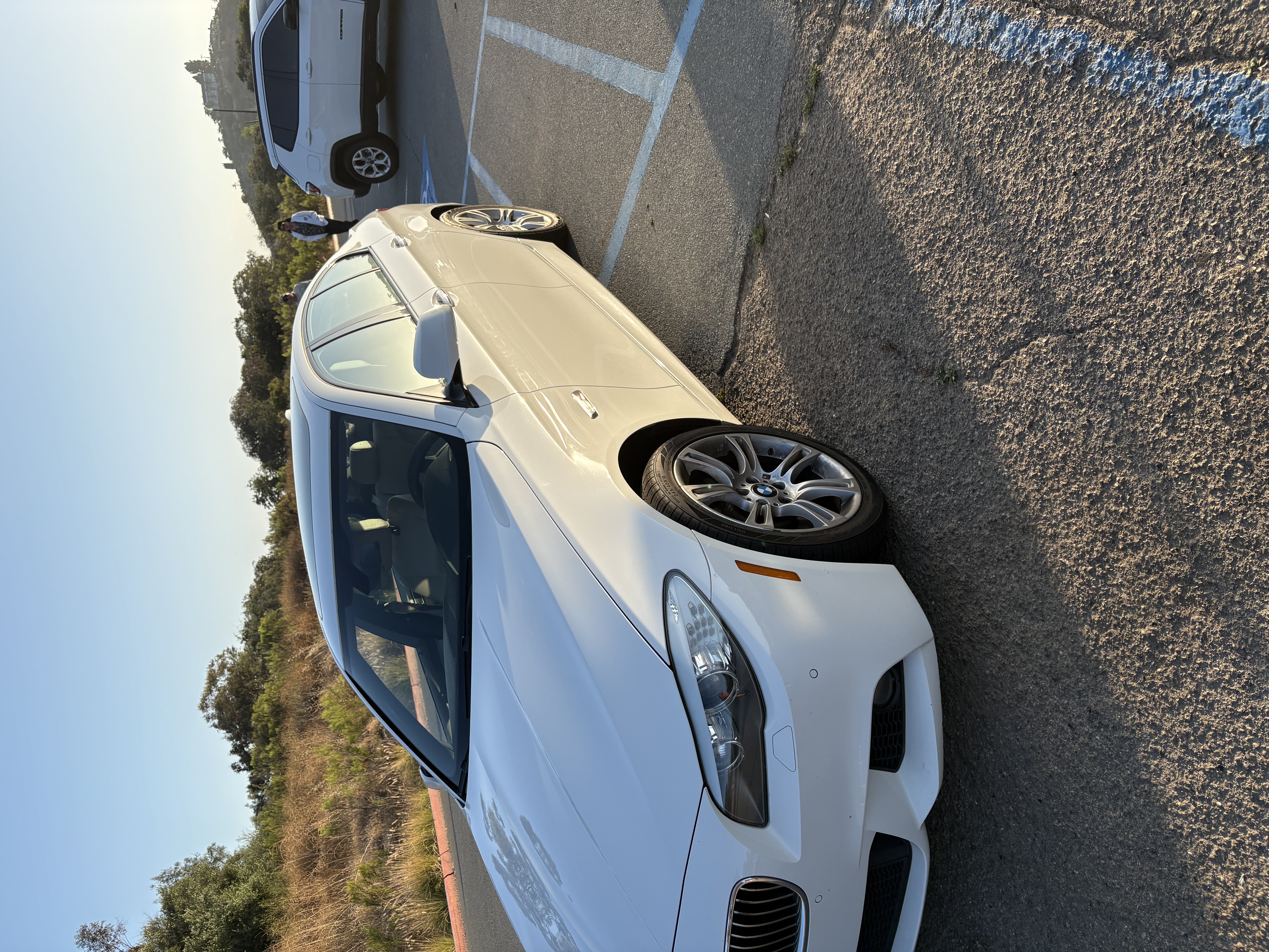 Used 2013 BMW 528i Sedan RWD image 2