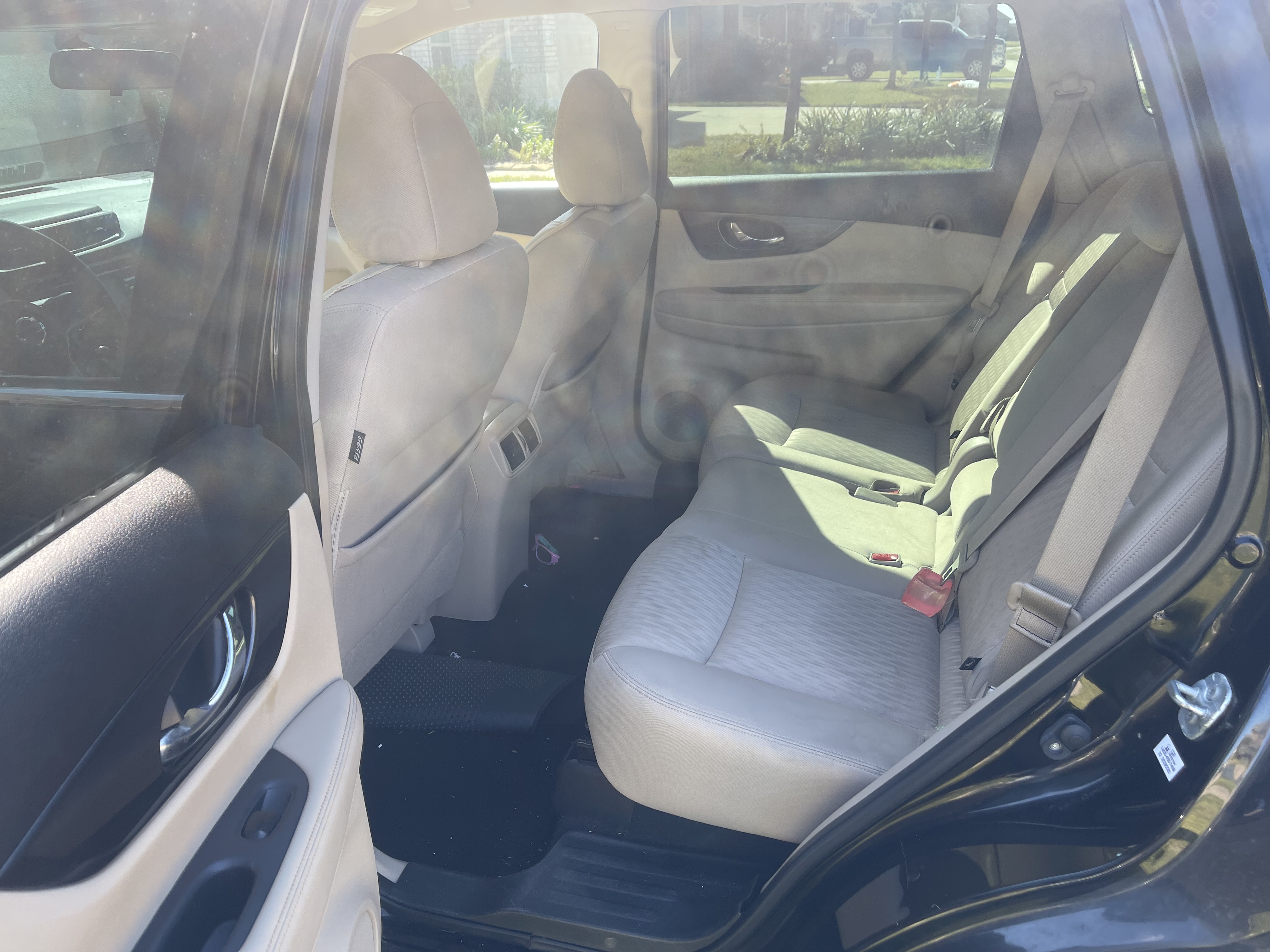 Used 2017 Nissan Rogue S FWD image 15