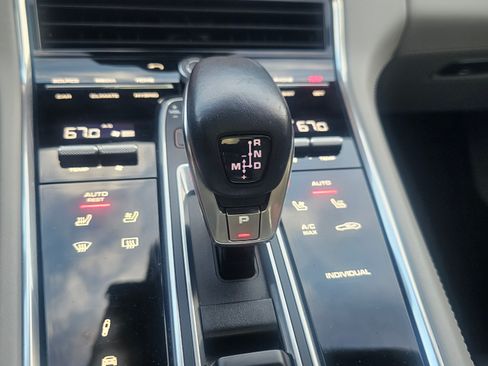 Used 2019 Porsche Panamera Turbo S AWD/4WD image 22