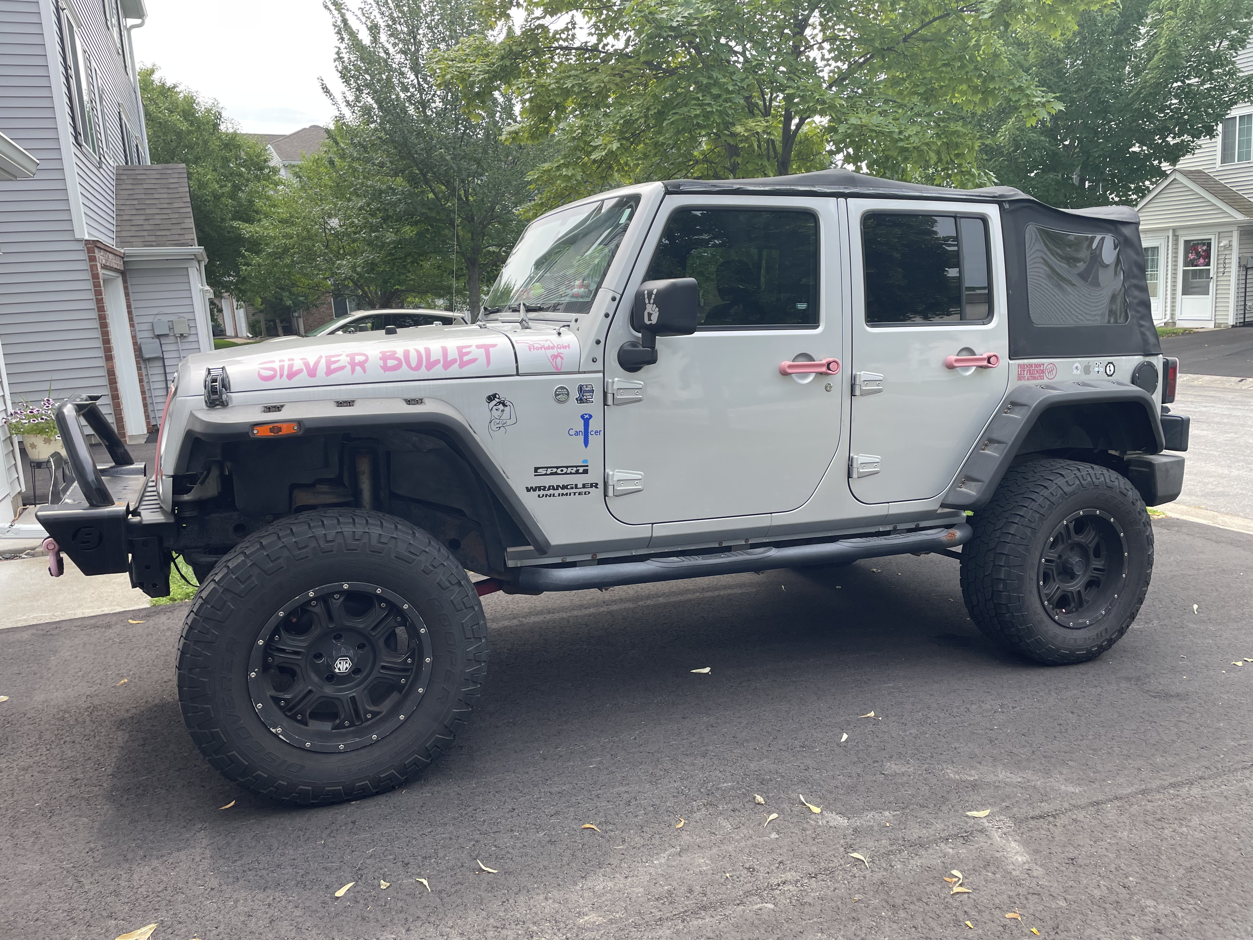 Used 2012 Jeep Wrangler Unlimited Sport AWD/4WD image 2