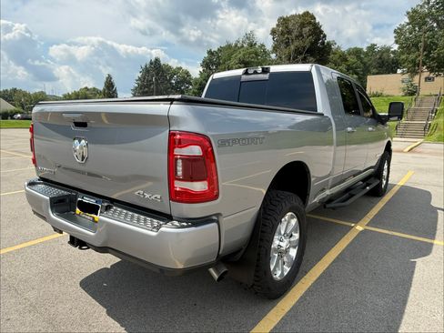 Used 2024 RAM 2500 Laramie w/ Sport Appearance Package AWD/4WD image 10