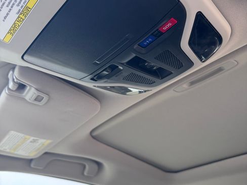 Used 2020 Subaru Legacy Premium image 10