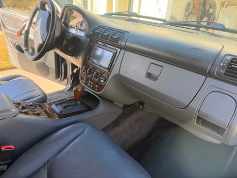 Used 1999 Mercedes-Benz ML 430 4MATIC image 10