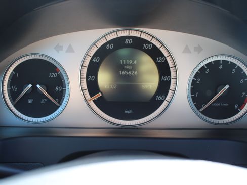 Used 2008 Mercedes-Benz C 300 Sedan image 21