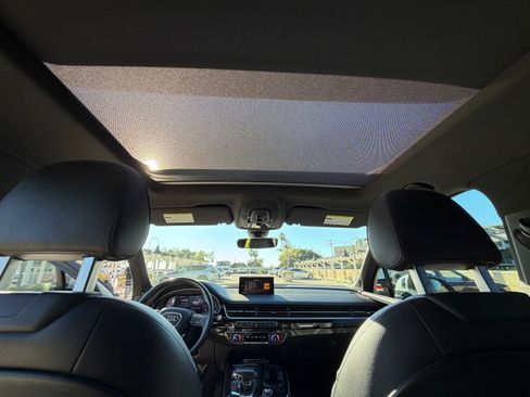 Used 2018 Audi Q7 3.0T Premium Plus w/ Premium Plus Package image 11