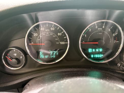 Used 2017 Jeep Wrangler Unlimited Sport w/ Connectivity Group AWD/4WD image 6